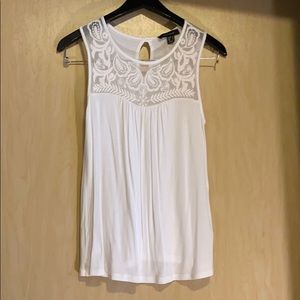 White tank with beautiful inlay design